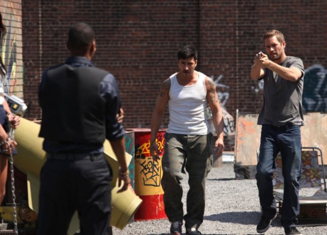 13-й район: Кирпичные особняки (2014) Brick Mansions - Трейлеры