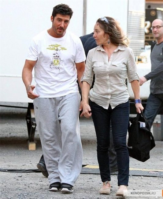 Район №13: Кирпичные особняки 2014 - Трейлеры