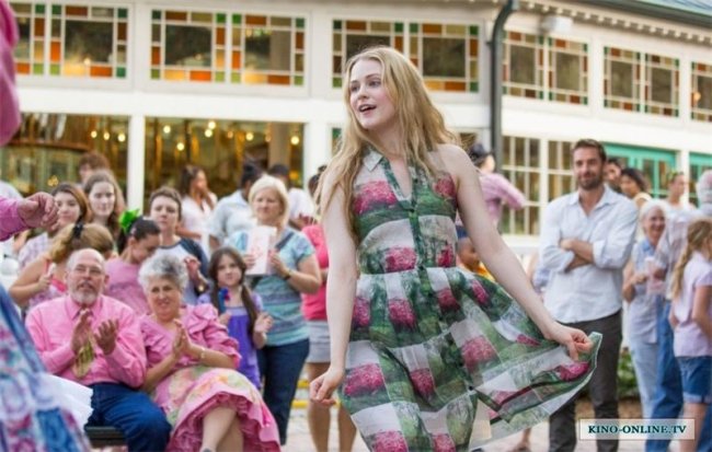 Босиком по городу (2014) - Трейлеры