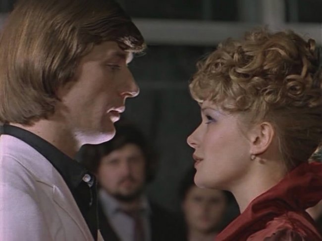 «Чародеи» — новогодняя музыкально-комедийная киносказка режиссёра Константина Бромберга - Трейлеры