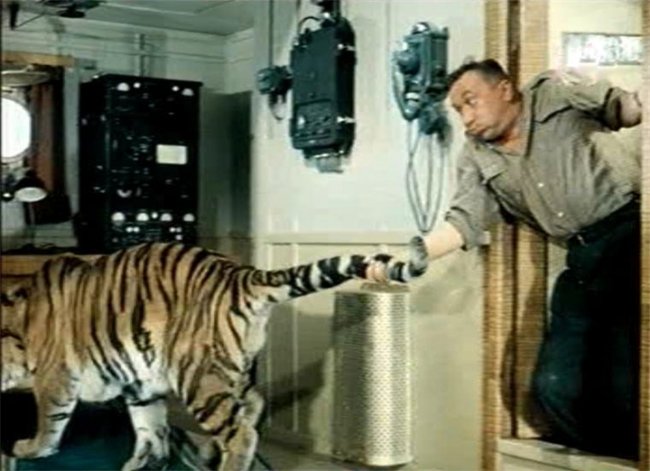 Фильм "Полосатый рейс". - Трейлеры