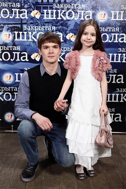 Сериал " Закрытая школа ". - Трейлеры