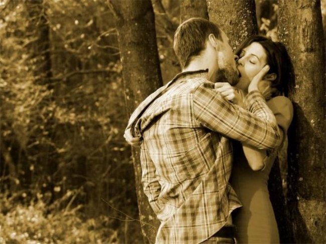 Красный жемчуг любви - Трейлеры