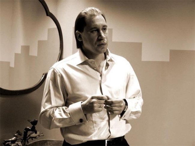 Красный жемчуг любви - Трейлеры