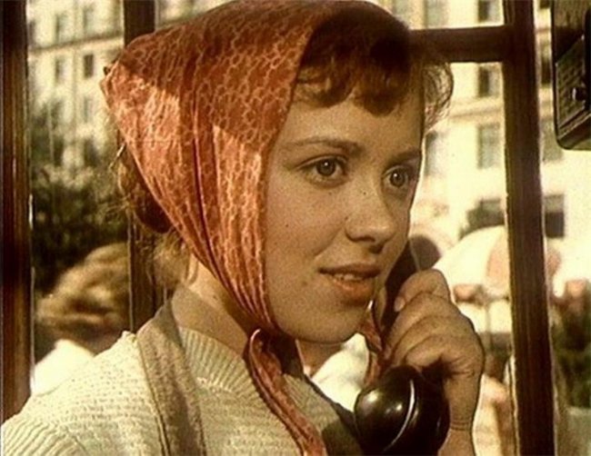 Девушка без адреса - Трейлеры