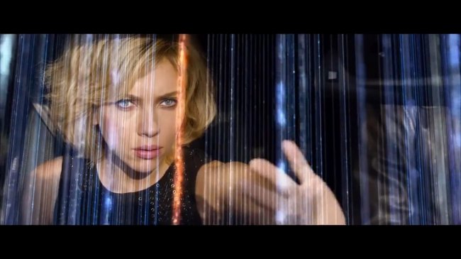 " Люси " «She has the Power» - Трейлеры