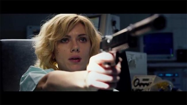 " Люси " «She has the Power» - Трейлеры