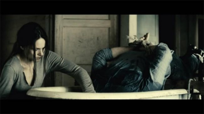 Я плюю на ваши могилы - Трейлеры