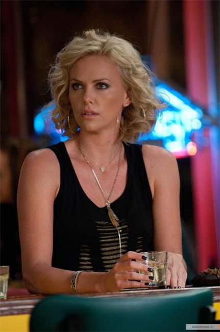 Бедная богатая девочка (2011) - Трейлеры