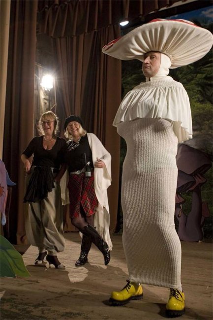 Гена-Бетон (2014) - Трейлеры