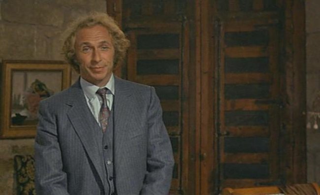 Фильм "Как снег на голову (Невпопад)" - 1983 - Трейлеры