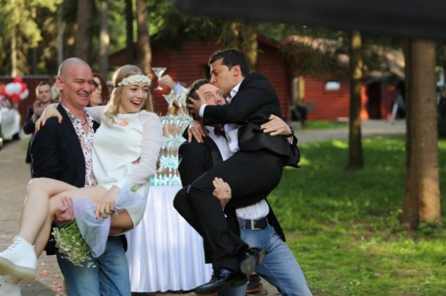 8 новых свиданий (2014) - Трейлеры