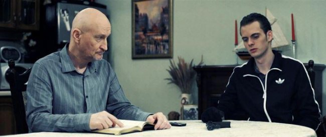 Смертельно живой (2015) - Трейлеры