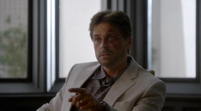 Красивая и Безумная / Beautiful & Twisted (2015) - Трейлеры