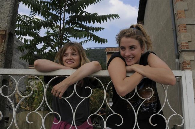 Сюзанн / Suzanne (2013) - Трейлеры