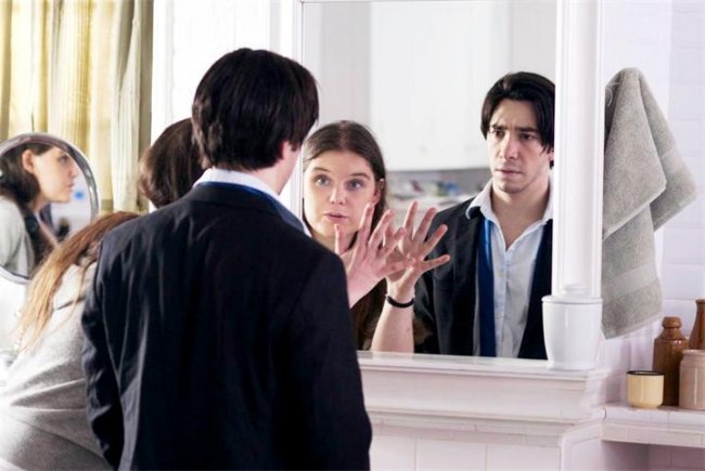 «Жизнь за гранью», фильм, 2009 г. - Трейлеры