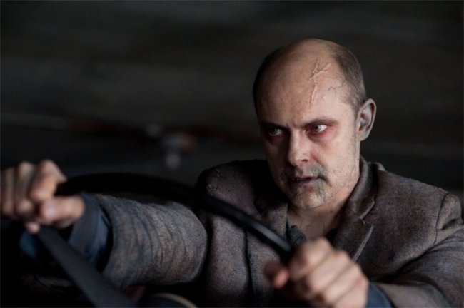 Тепло наших тел (2013) - Трейлеры