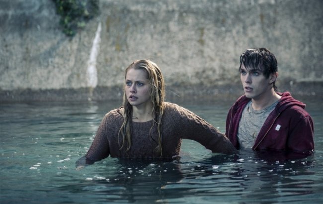 Тепло наших тел(2013) - Трейлеры