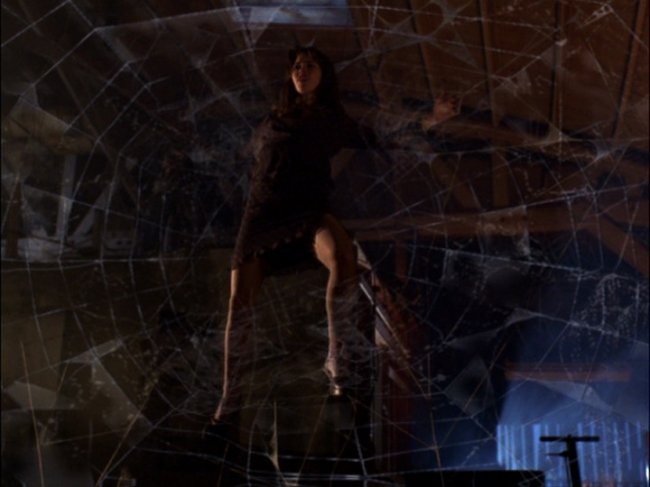 Фильм "Земля против паука / Earth vs. the Spider" (2001) - Трейлеры