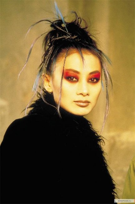 Фильм "Отродье / The Breed" (2001) - Трейлеры