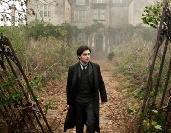 Фильм "Женщина в чёрном" с Дэниелом Рэдклиффом - Трейлеры