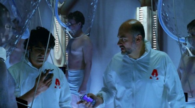 Иллюзия будущего (2033) - Трейлеры