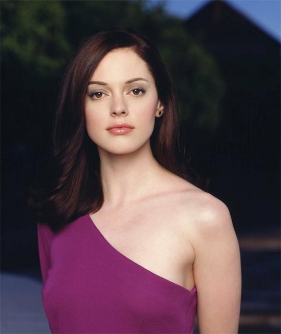 Роуз МакГоун - Биографии