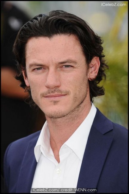 Люк Эванс— британский актёр. - Биографии