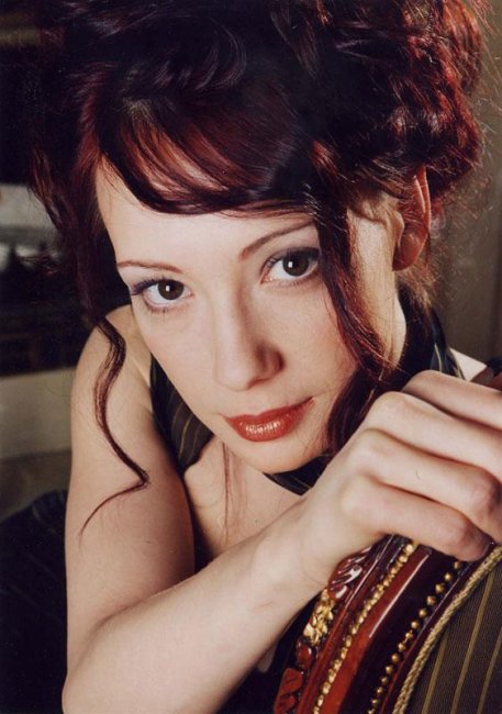 Чулпан Хаматова - Биографии