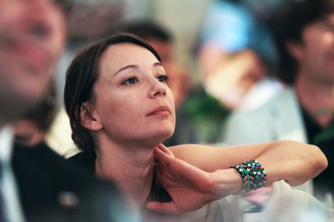 Чулпан Хаматова - Биографии