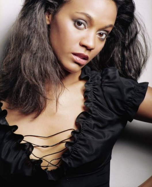 Зои Салдана - Биографии