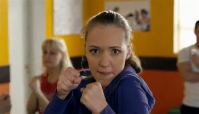 Деффчонки сезон 3 - Биографии