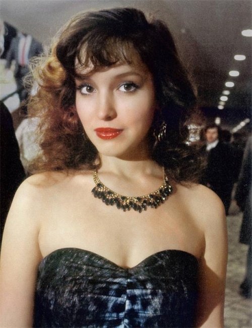 АННА САМОХИНА - Биографии