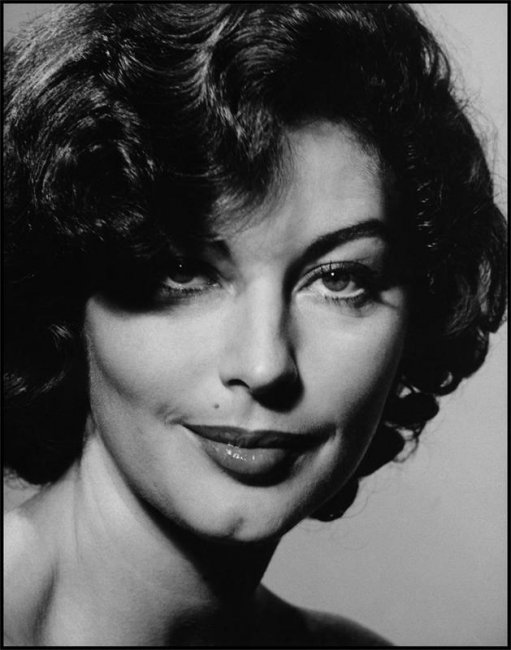 Ава Гарднер - последняя богиня экрана - Актрисы