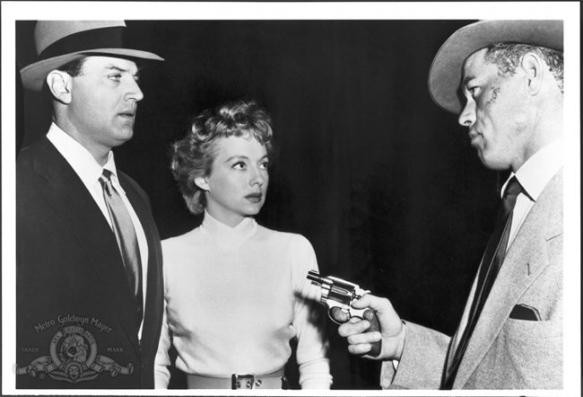 99 Ривер стрит (99 River Street) - Трейлеры