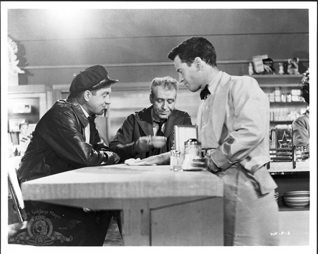 99 Ривер стрит (99 River Street) - Трейлеры