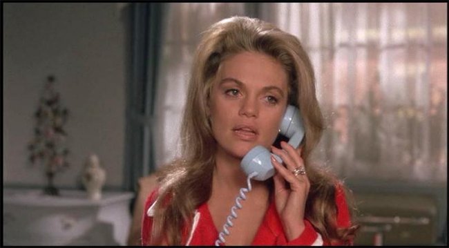 Фильм "Машина любви" (The Love Machine) - Трейлеры