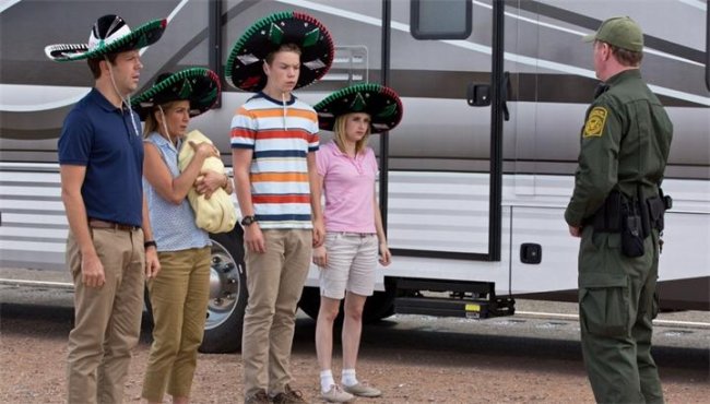 Фильм «Мы – Миллеры» (We're the Millers)/2013 - Трейлеры