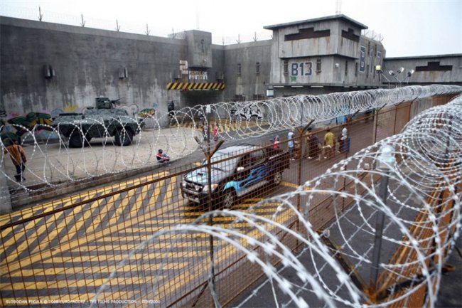 «13-й район: Ультиматум», фильм, 2009 г. - Трейлеры