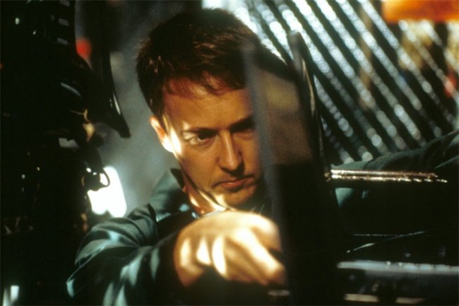 Медвежатник (фильм) - Трейлеры