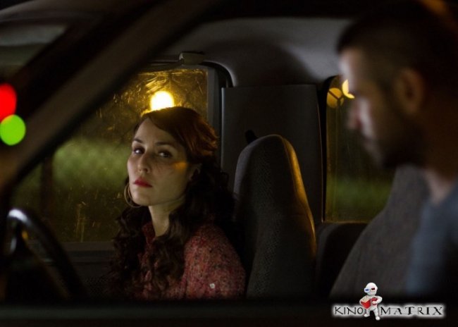 Одним меньше(2013) - Трейлеры