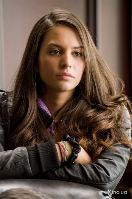 На грани(2012) - Трейлеры