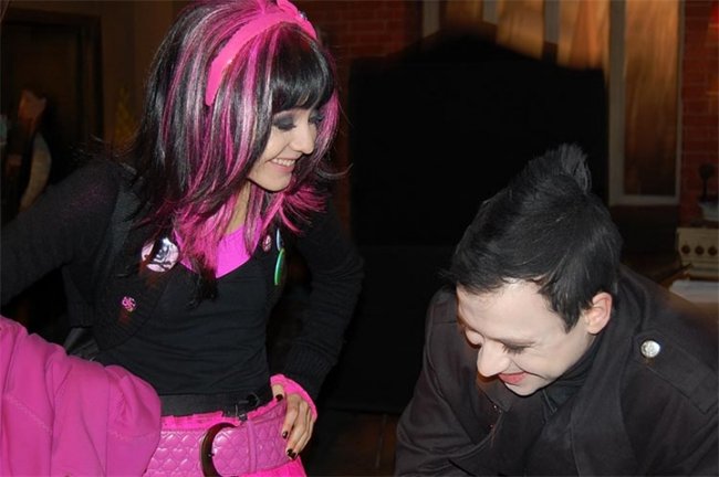 Телесериал "СашаТаня" на канале "ТНТ" - Трейлеры