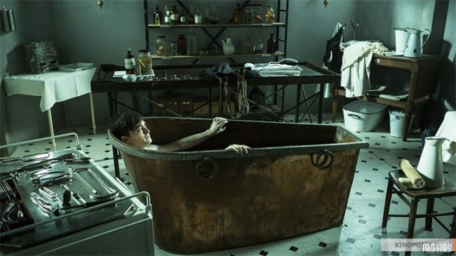 Записки юного врача (A Young Doctor's Notebook) - Трейлеры