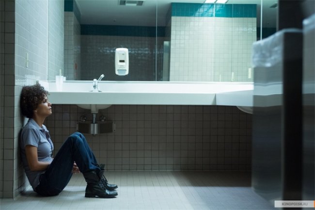 Тревожный вызов The Call - Трейлеры