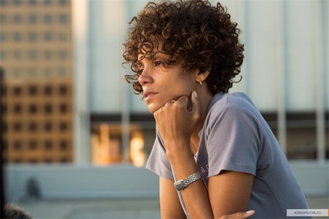 Тревожный вызов The Call - Трейлеры