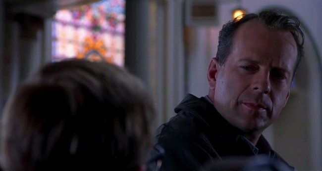 Шестое чувство - Трейлеры