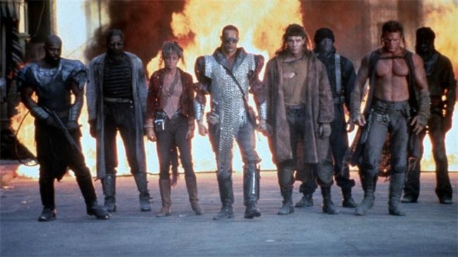 «Киборг» — фантастический боевик(Jean-Claude Van Damme). - Трейлеры