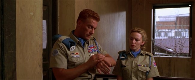 Уличный боец / Street Fighter (1994) - Трейлеры