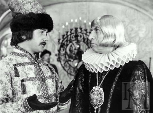 Посол из швеции в фильме "Иван Васильевич меняет профессию" - Трейлеры